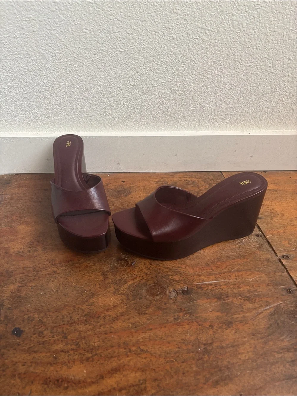Zara sleek single